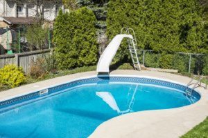 How to Pick the Best Shape for Your Swimming Pool