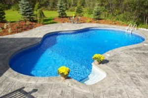 Benefits of Salt Water Pools- Why They Are Becoming Popular
